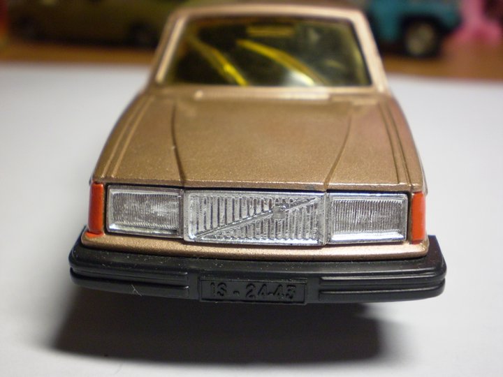 VOLVO 264  morda.jpg