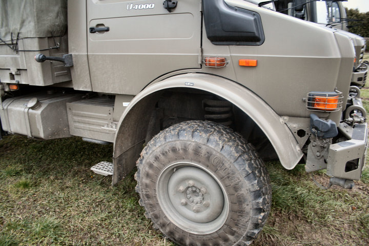 unimog_u4000_07_of_43.jpg