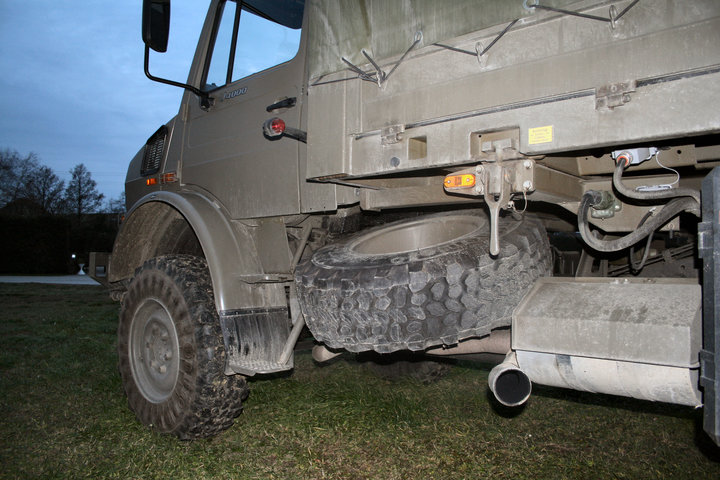 unimog_u4000_27_of_43.jpg