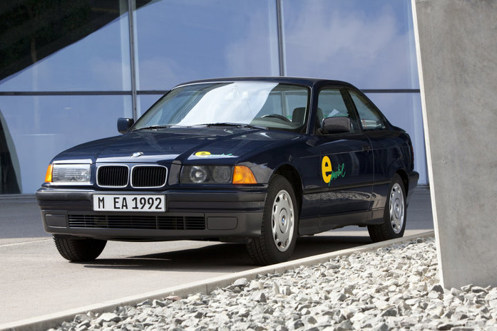 bmw-325-emobil-1.jpg