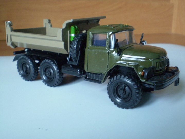 ZIL-4512 bik.jpg