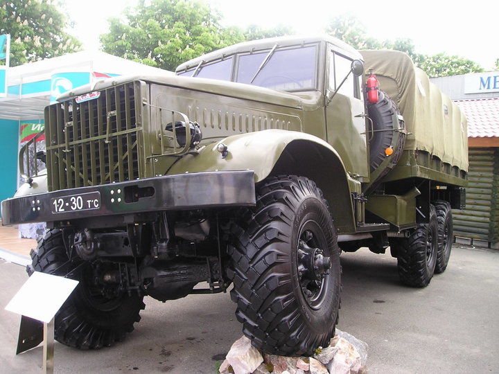 kraz_214_04.jpg